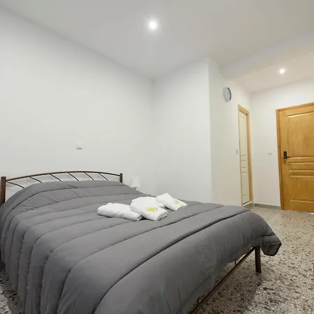 Liberal Gazi Apartment