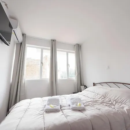 Liberal Gazi Apartment